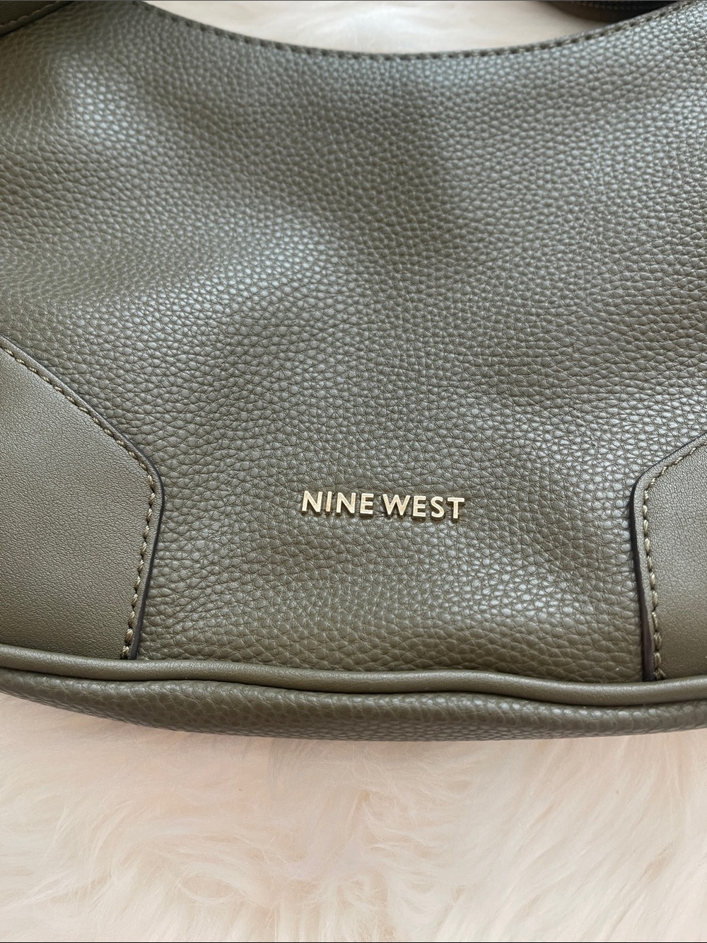 Nine West Olive Green Pebbled Leather Shoulder Bag with Coin Pouch - Picture 2 of 12